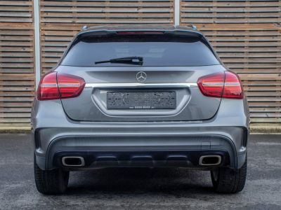 Mercedes Classe GLA 180 AMG-PACK Benzine - 1STE EIGENAAR - HISTORIEK - SPORTZETELS - ZETELVERWARMING - CAMERA - XENON - ISOFIX  - 9