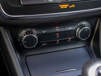 Mercedes Classe GLA 180 d - PARKEERCAMERA - NAVIGATIE - AIRCO - STIJL PAKKET - ZETELVERWARMING - EURO 6B  - 22