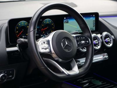 Mercedes Classe GLA 200 PACK AMG-COCKPIT-Bte AUTO-DISTRONIC-FULL LED-EU 6D  - 7