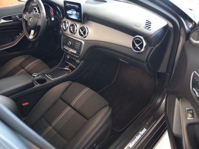 Mercedes Classe GLA 200 Premium Plus Urbain Business AMG PANO-ROOF  - 44