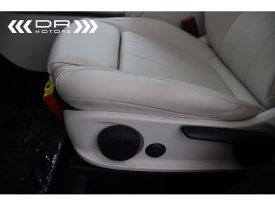 Mercedes Classe GLA 250 7 GTRONIC LUXURY LINE - LEDER NAVI DAB PANODAK MIRROR LINK  - 38