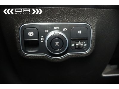 Mercedes GLB 180 d 7G Tronic BUSINESS SOLUTIONS - LED NAVI  - 34