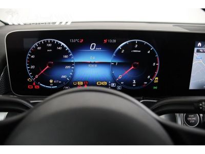 Mercedes GLB 180 d 7G Tronic BUSINESS SOLUTIONS - LED NAVI  - 19