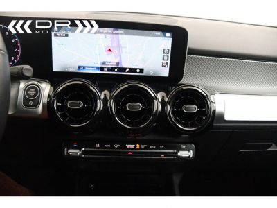 Mercedes GLB 200 7G Tronic BUSINESS SOLUTIONS - WIDESCREEN NAVI DAB  - 17