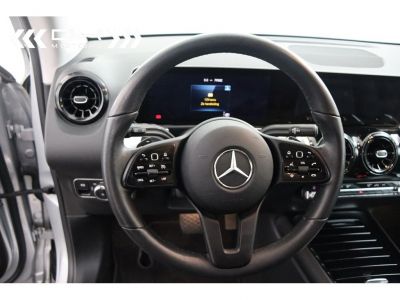 Mercedes GLB 200 7G Tronic BUSINESS SOLUTIONS - WIDESCREEN NAVI DAB  - 36