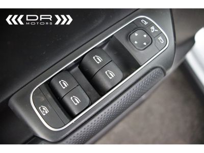 Mercedes GLB 200 7G Tronic BUSINESS SOLUTIONS - WIDESCREEN NAVI DAB  - 44