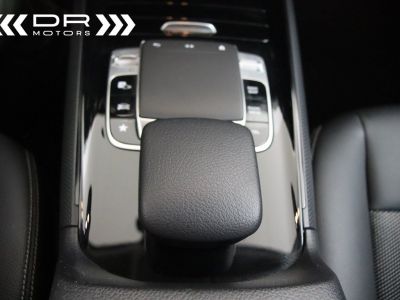 Mercedes GLB 200 d 7G Tronic BUSINESS SOLUTIONS - WIDESCREEN LEDER NAVI MIRROR LINK TREKHAAK  - 27