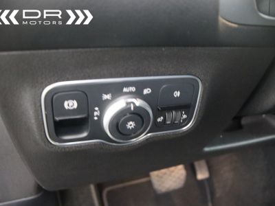 Mercedes GLB 200 d 7G Tronic BUSINESS SOLUTIONS - WIDESCREEN LEDER NAVI MIRROR LINK TREKHAAK  - 37