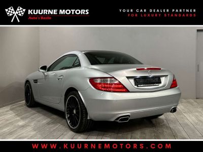 Mercedes SLK 200 Aut. Alu18-Leder-Xenon-VerwZet-Pano  - 2