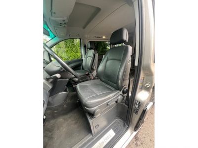 Mercedes Viano 2.2 CDI kompakt - Behindertenulbau  - 9