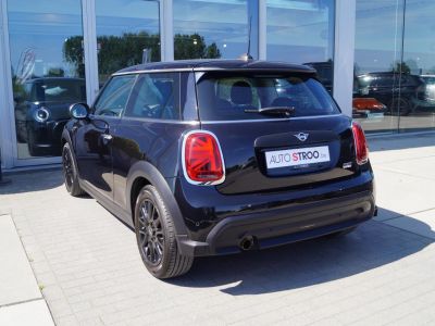 Mini Cooper 1.5i ONE AUTOMAAT Carplay FullLED PDC Black  - 4