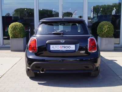 Mini Cooper 1.5i ONE AUTOMAAT Carplay FullLED PDC Black  - 5