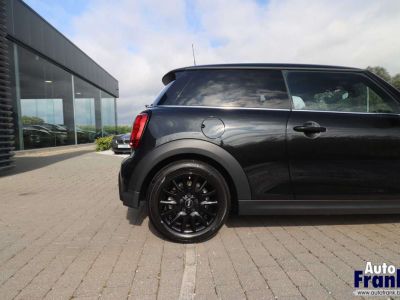 Mini Cooper AUT 3-D APPLE CARPL NAVI BLACK-PACK 16  - 37