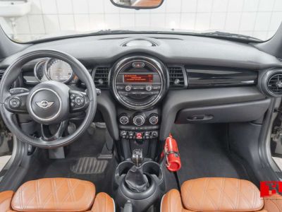 Mini Cooper Cabrio 1.5 Sport Pack-Leather-18 JCW  - 10