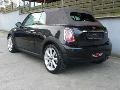 Mini Cooper Cabrio 1.6i Highgate Pack Sport cuir navig clim pdc ect  - 4