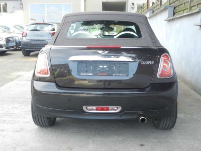 Mini Cooper Cabrio 1.6i Highgate Pack Sport cuir navig clim pdc ect  - 9