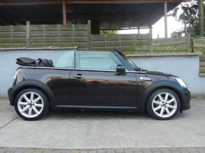 Mini Cooper Cabrio 1.6i Highgate Pack Sport cuir navig clim pdc ect  - 10