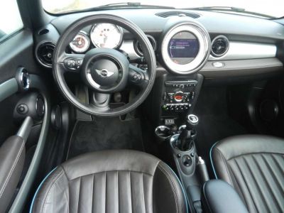 Mini Cooper Cabrio 1.6i Highgate Pack Sport cuir navig clim pdc ect  - 12