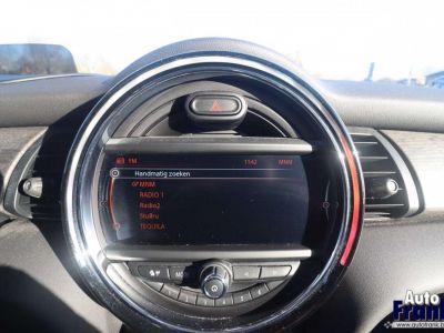 Mini Cooper D AUT NAVI LEDER PANO -HUD PDC A  - 29