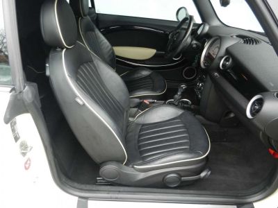 Mini Cooper D Cabrio 2.0 Automatique Pack Sport  - 14