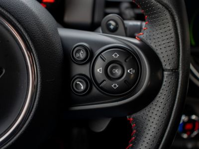 Mini Cooper John Works 2.0AS JCW 231PK - HARMAN KARDON - SPORTUITLAAT - KEYLESS GO - CARBON - CAMERA  - 28