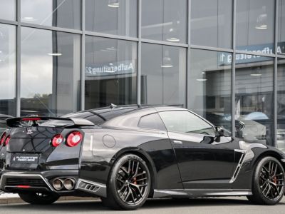 Nissan GT-R Prestige Edition  - 31