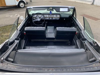 Oldsmobile Cutlass Cabriolet de 1966 - <small></small> 20.000 € <small>TTC</small>