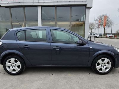 Opel Astra 1.3 DTH CDTi Garantie 12 mois  - 4