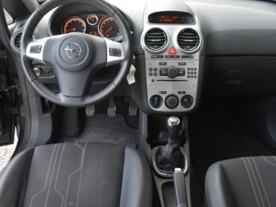 Opel Corsa 1.2i 150 Jahre Editie  - 5