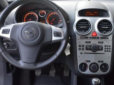 Opel Corsa 1.2i 150 Jahre Editie  - 6