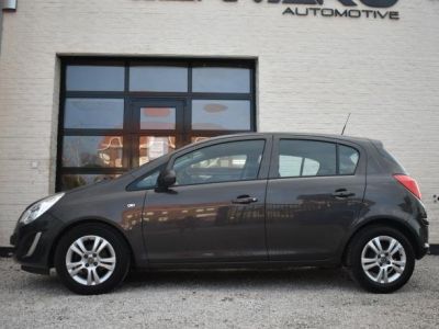 Opel Corsa 1.2i Color Edition  - 9