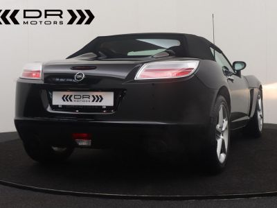 Opel GT 2.0i met slechts 23.884km!!  - 9