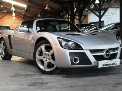 Opel Speedster 2.2 147  - 1