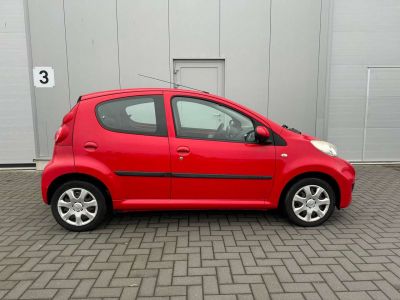 Peugeot 107 1.0i Urban FAIBLE KILOMÉTRAGE GARANTIE 12 M  - 7