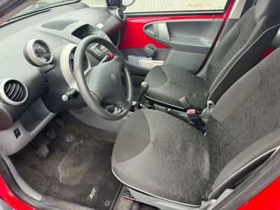 Peugeot 107 1.0i Urban FAIBLE KILOMÉTRAGE GARANTIE 12 M  - 9