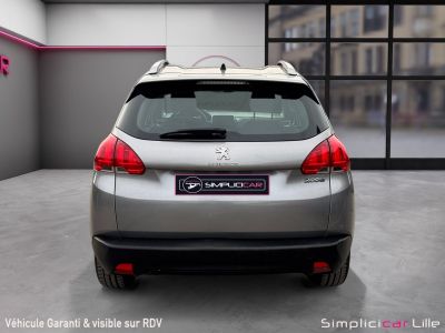 Peugeot 2008 1.2 PureTech 82ch BVM5 Allure  - 6