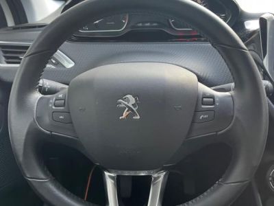 Peugeot 2008 GENERATION-I 1.2 82 STYLE  - 16