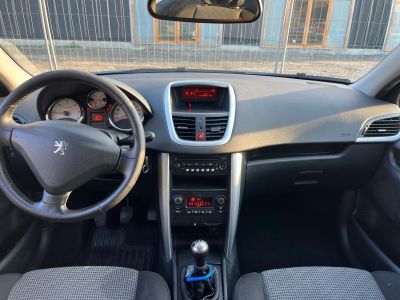 Peugeot 207 1.6 HDi 90ch  - 9