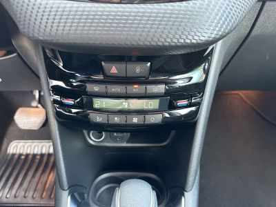 Peugeot 208 1.2 Allure BTE AUTO-NAVI-CAMERA-OPEN DAK-CARPLAY  - 24