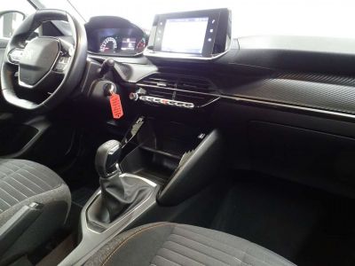 Peugeot 208 1.2i Active  - 8