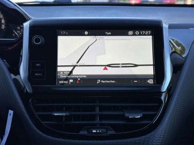 Peugeot 208 1.2i Allure CARPLAY-LED-NAVI-PDC-CRUISE-ANDROID  - 8