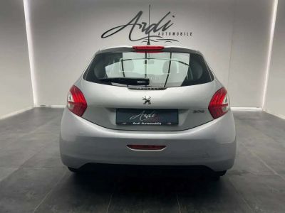 Peugeot 208 1.2i GARANTIE 12 MOIS 1er PROPRIETAIRE  - 5