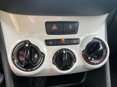 Peugeot 208 1.2i PureTech Like S-Climatisation-Cruise control  - 11