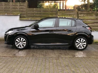 Peugeot 208 1.2i PureTech Style( clim pdc Appel CarPlay ect)  - 2