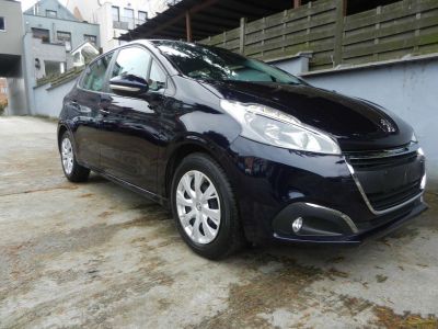 Peugeot 208 1.2i PureTech Style (navigation pdc clim ect)  - 1