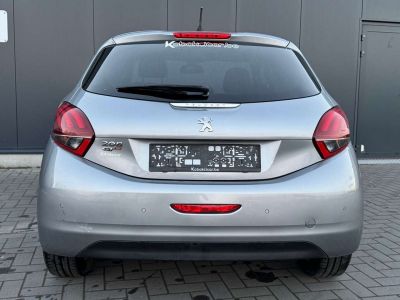 Peugeot 208 1.2i Signature -- LED NAVI GARANTIE 12 MOIS  - 5