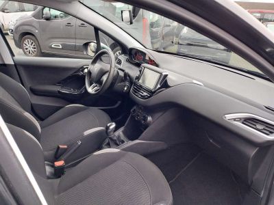 Peugeot 208 1.2i Style-GPS-AIRCO-BLUETOOTH-GARANTIE.12.MOIS-  - 9