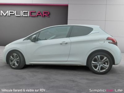 Peugeot 208 1.6 e-HDi 115ch FAP BVM6 Féline  - 4