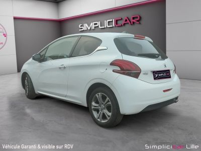 Peugeot 208 1.6 e-HDi 115ch FAP BVM6 Féline  - 5