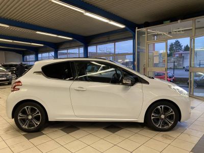 Peugeot 208 1.6 VTi Allure 3p  - 4